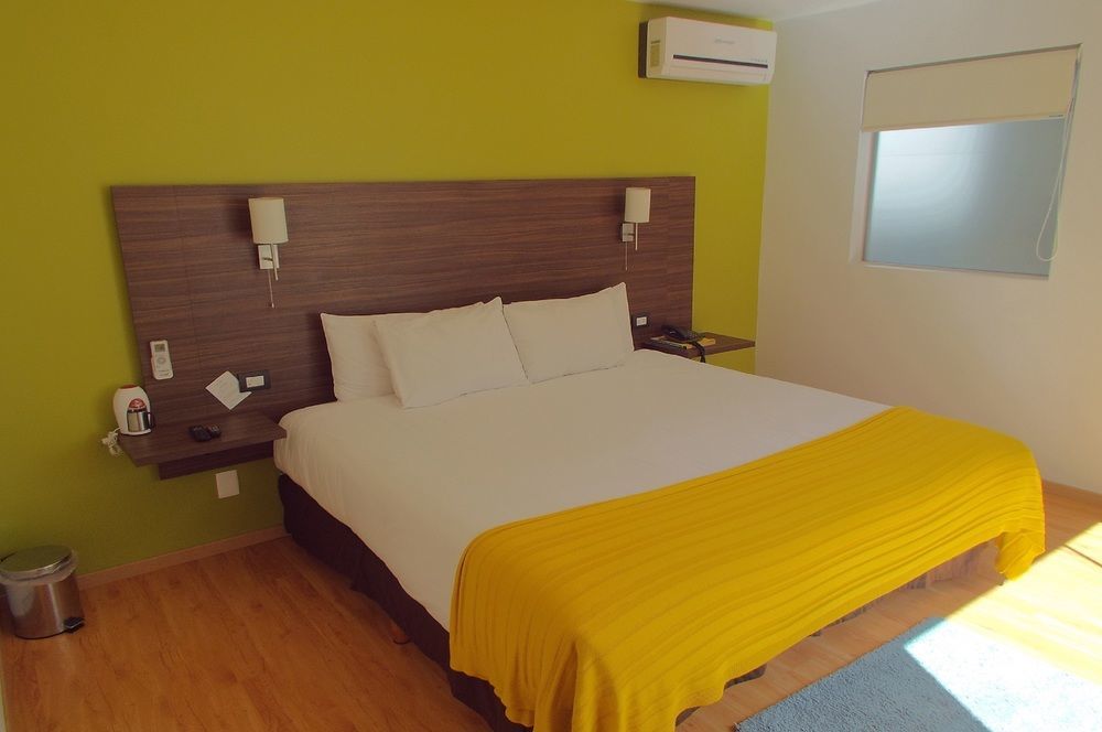 El Business Class Hotel 4*